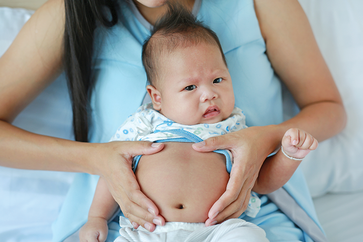 یبوست نوزاد